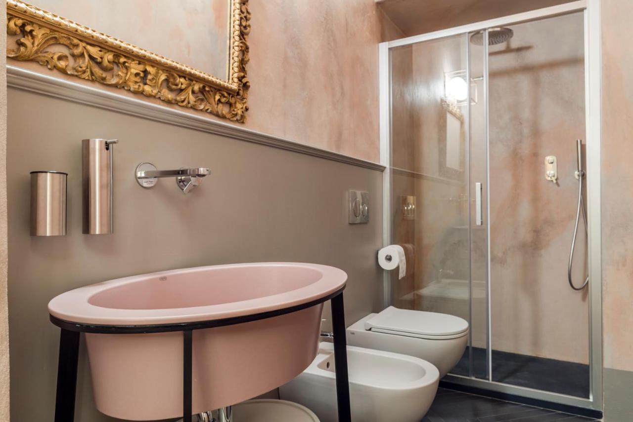 Boutique Apartment Urbino Bagian luar foto